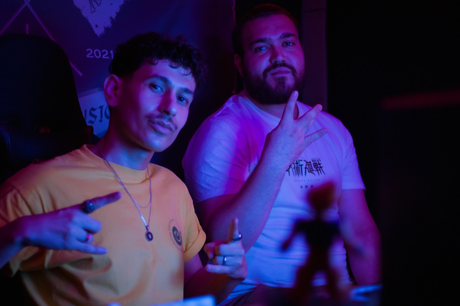 Streamer Reunites with Childhood Friend After 10 Years in Marathon - Game
