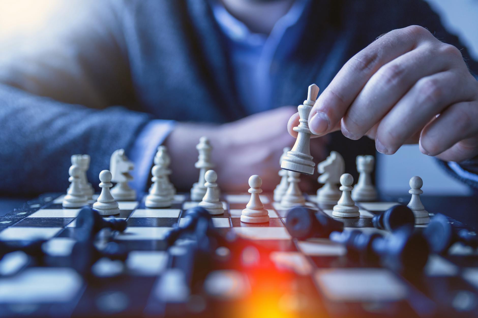 How to Create a Successful Game as a Service Without Shutdowns - Game