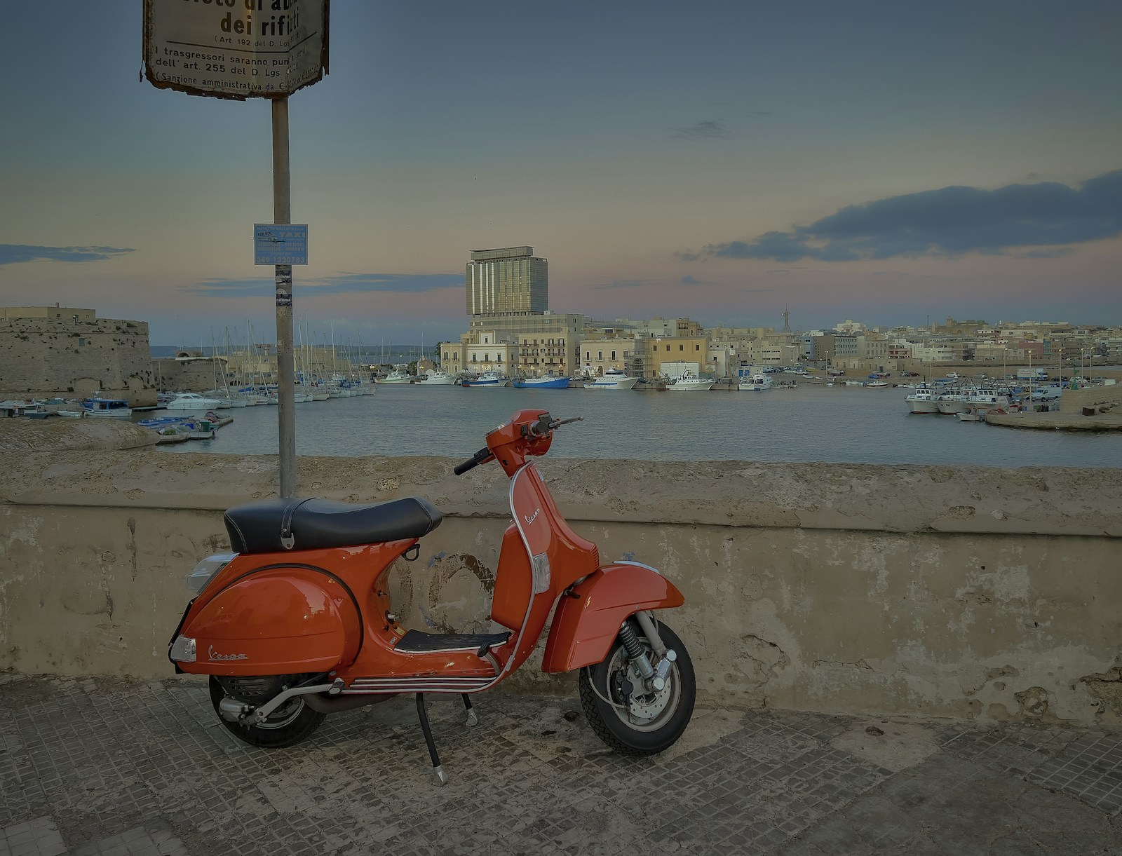 Survive the Apocalypse in Puglia: Download Free Indie Game Seconda - Game