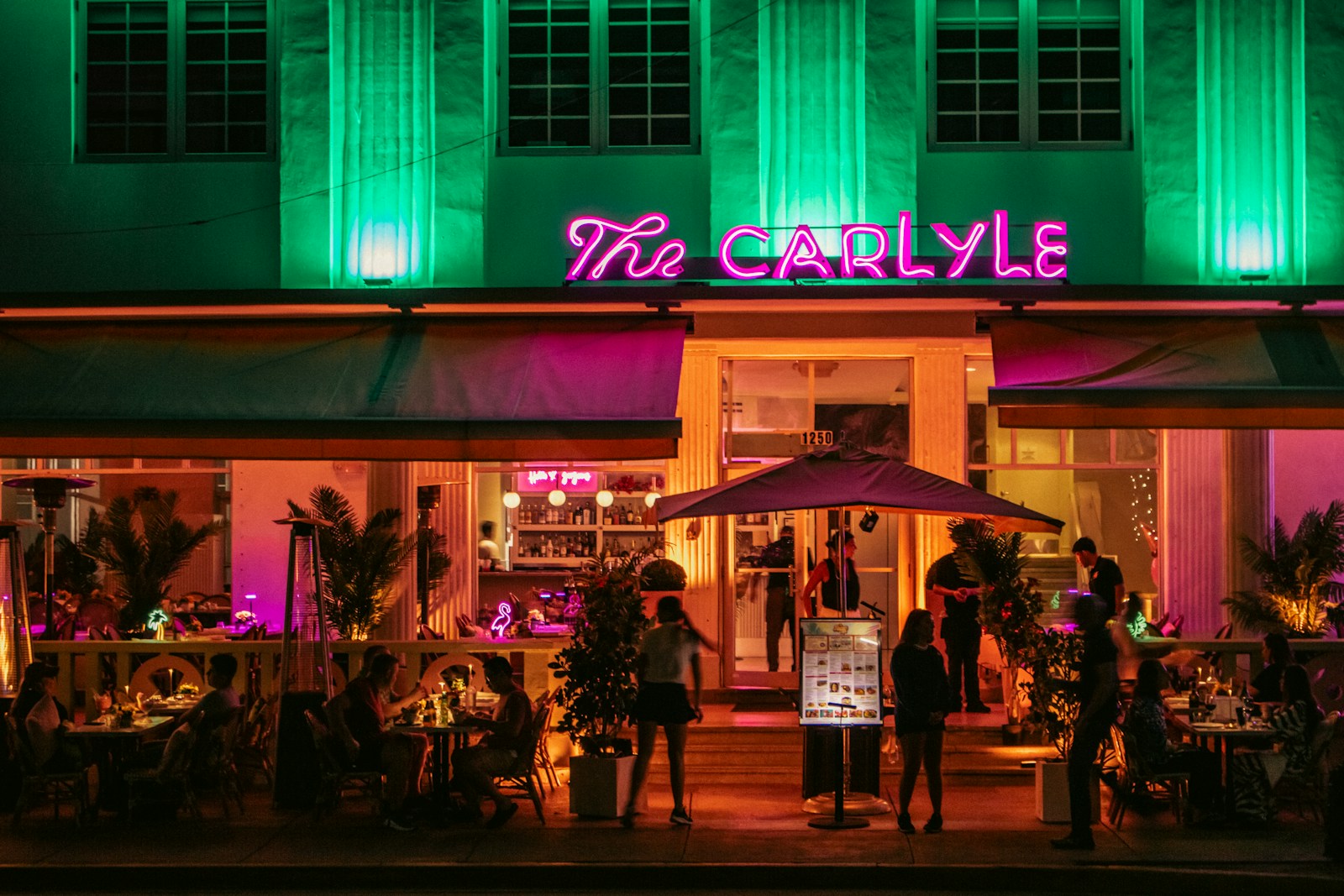 Take-Two Shuts Down Vice City-Inspired Sandwich Shop Dream - News