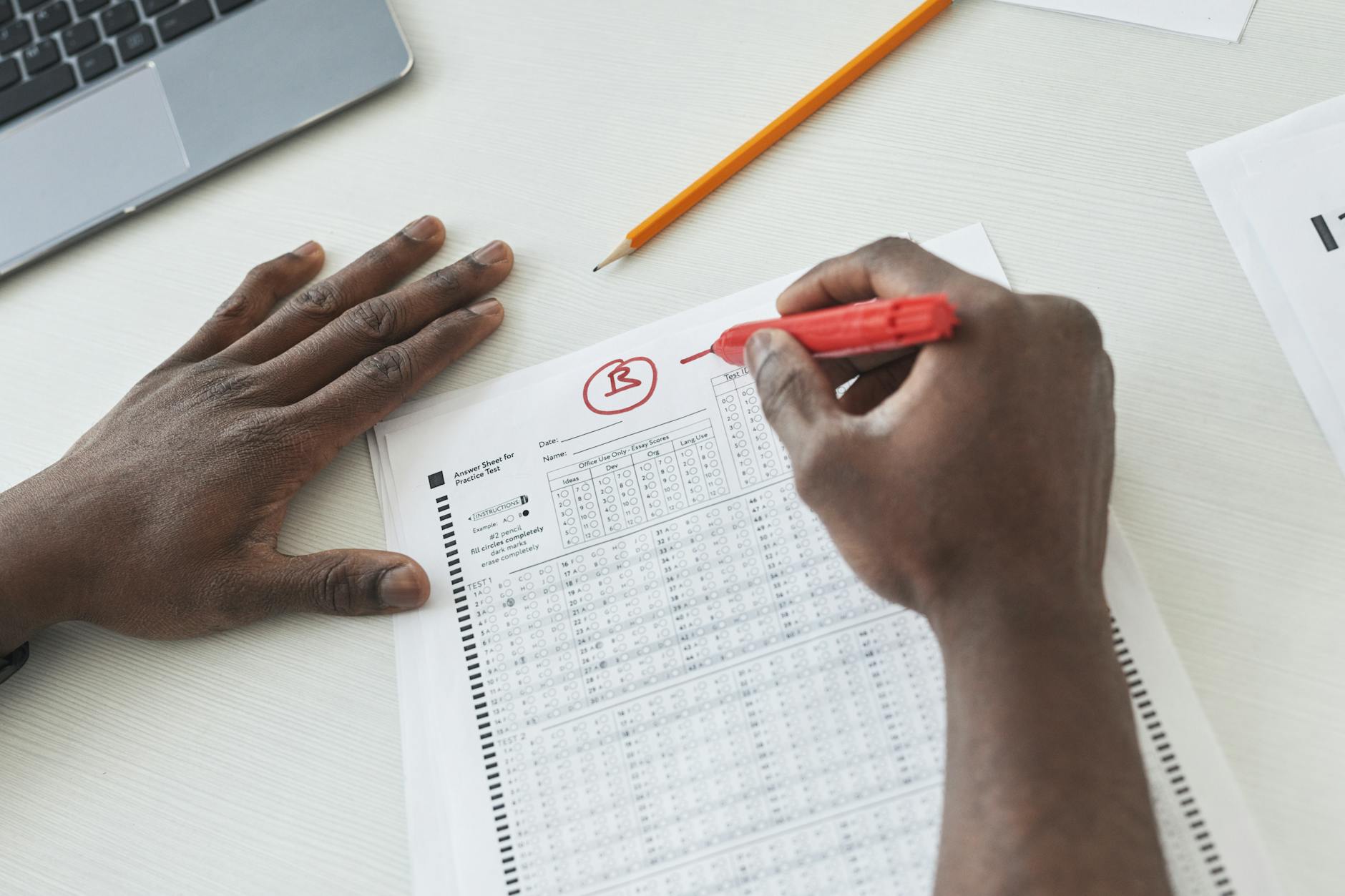 New Three-Point Behavior Grading System for Schools Introduced - News