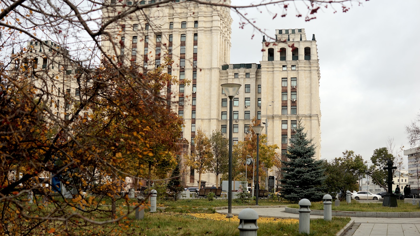 Tick Season Alert: 25 Cases Reported in Moscow Region Hospitals - Lifestyle