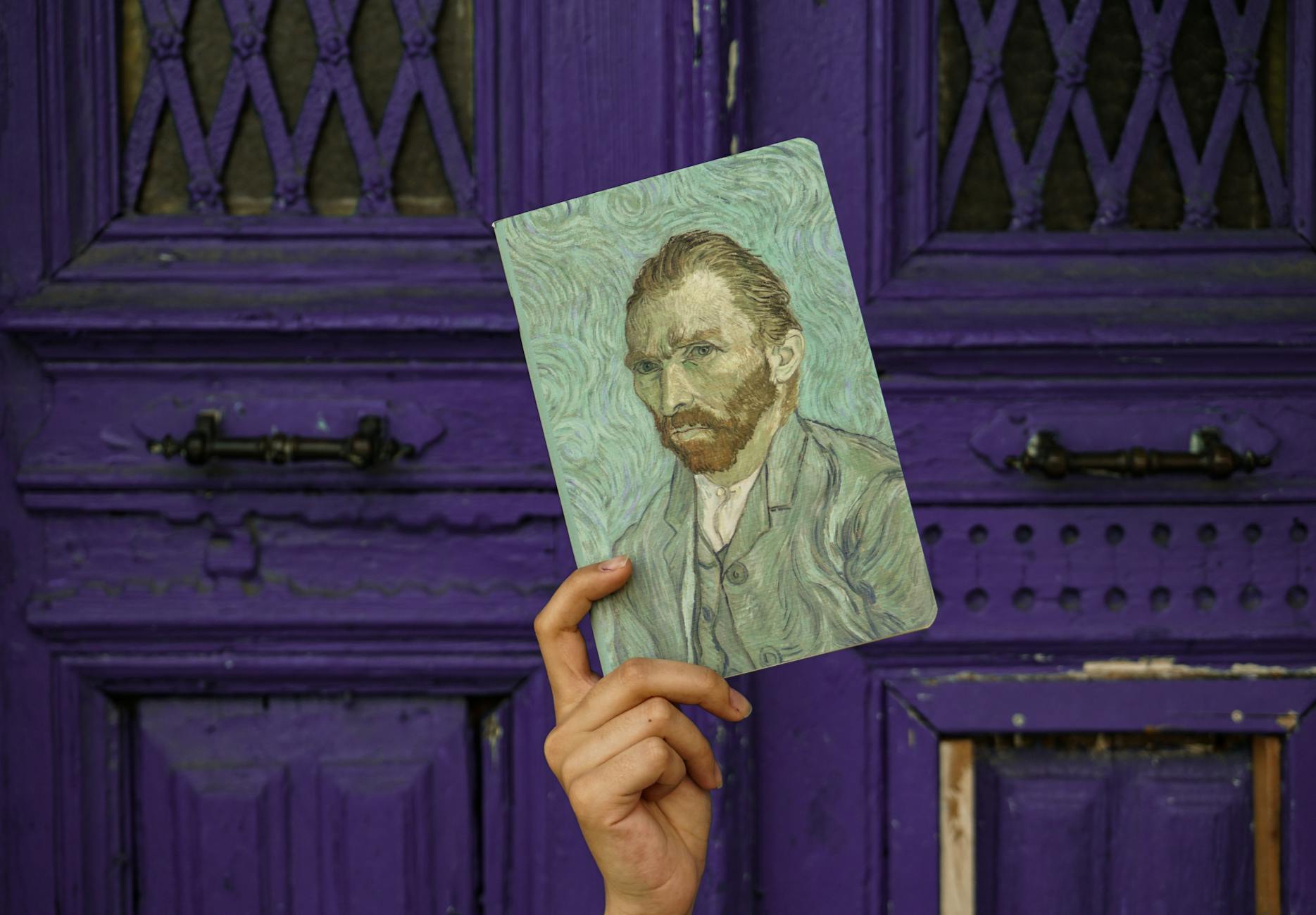 Newly Discovered Van Gogh Painting Found in Hungary - News