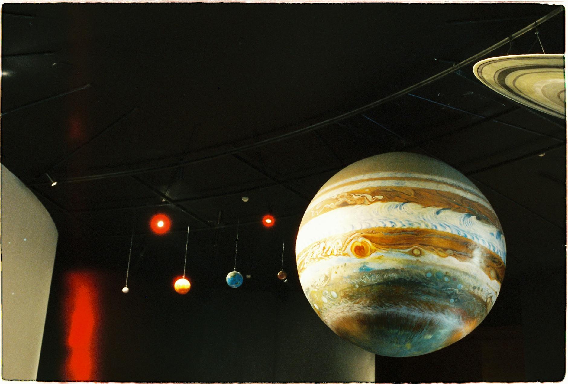 Stargazers Rejoice: Venus and Jupiter Align on June 9th - Lifestyle