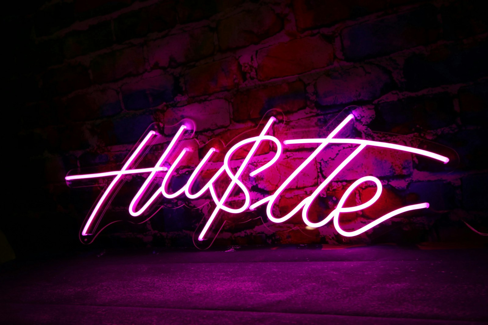 Why Are We Always in a Rush? Exploring the Modern Hustle - Lifestyle