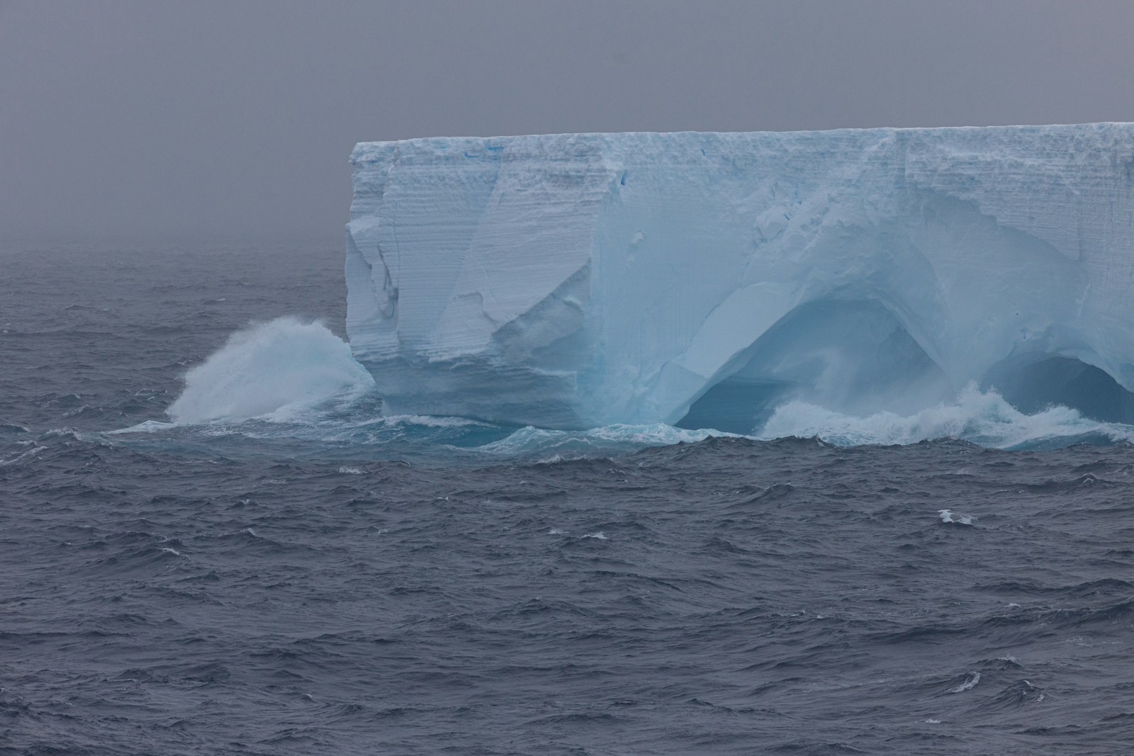 World's Largest Iceberg A23a Nears Total Collapse - News