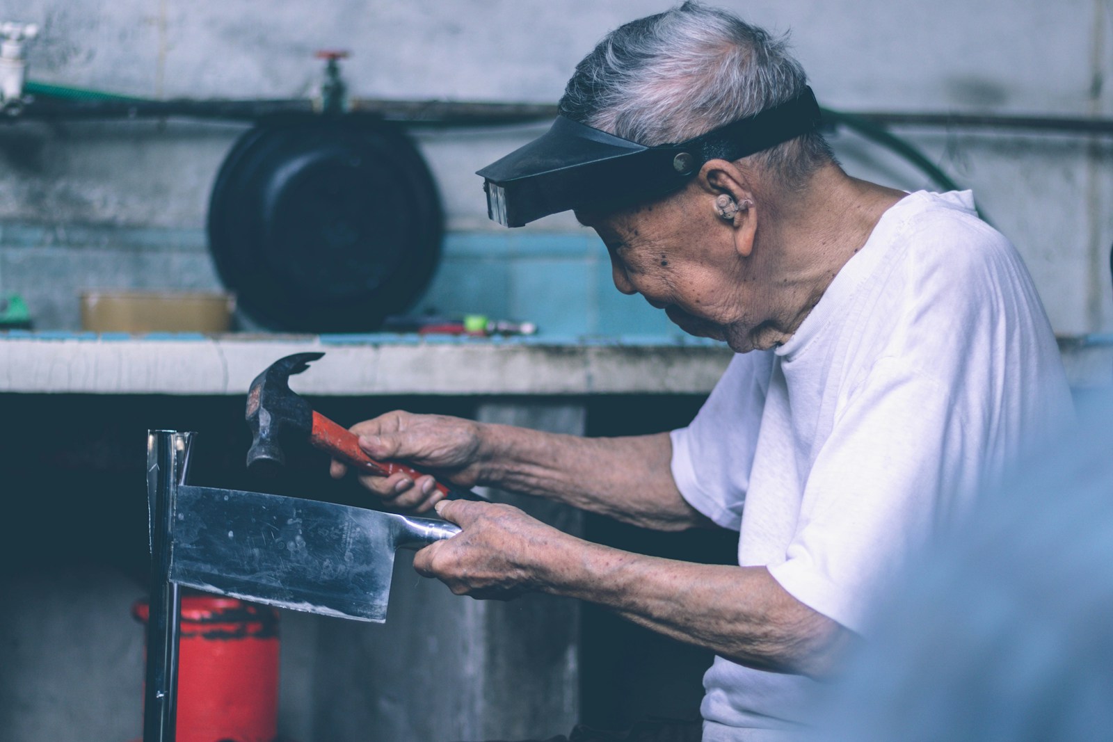 Meet the World’s Oldest Active Plumber at 92 Years Old