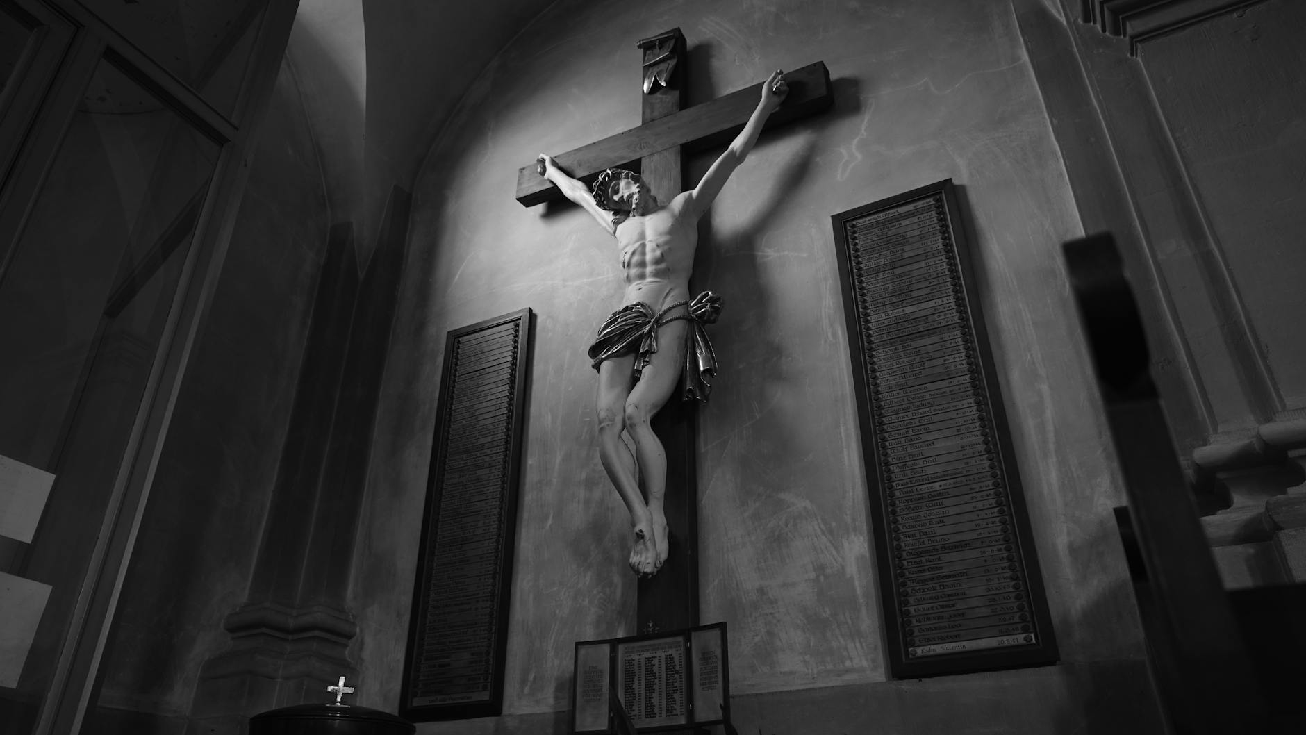 Yaakko Ohtonen Takes on Jesus Role in Passion of the Christ Sequel