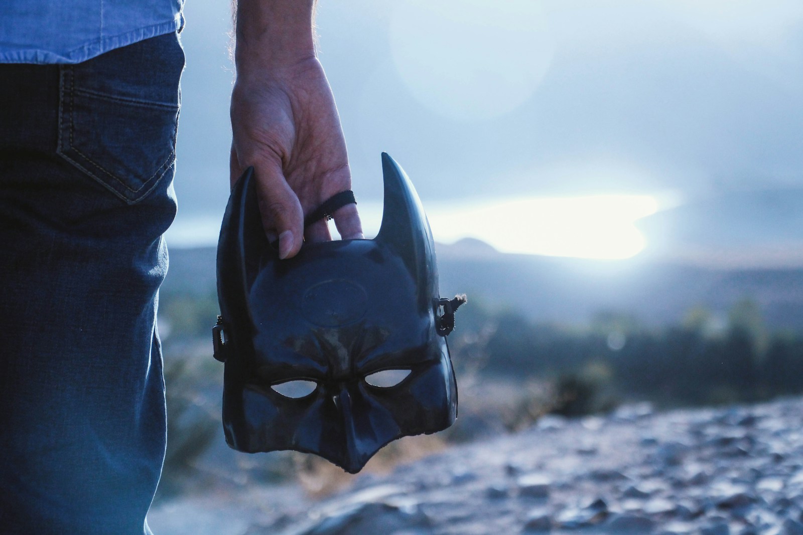 Zack Snyder Defends 'Batman v Superman' After a Decade of Criticism - Cinema